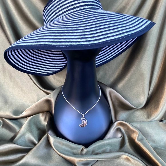 925 Sterling Silver CRESCENT MOON Natural Labradorite Crystal Pendant Necklace - Picture 7 of 9